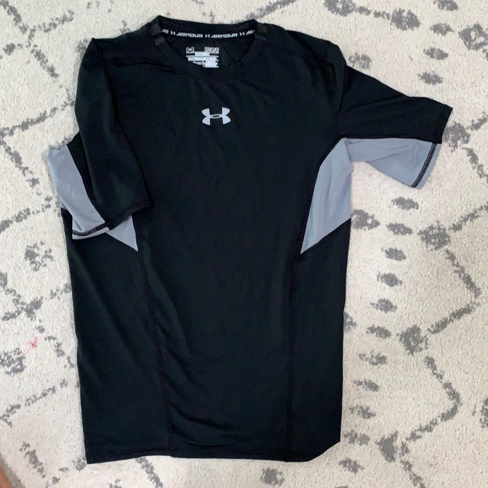 Under Armour heat gear compression shirt